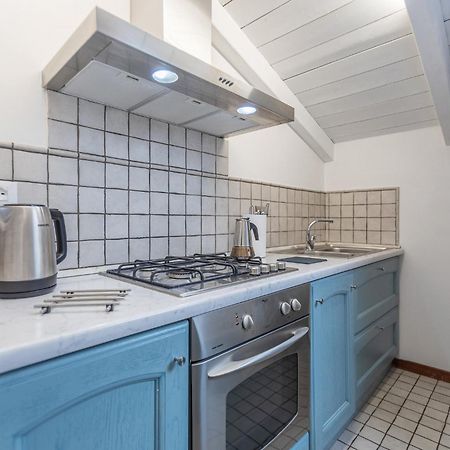 Pratello Elegante E Raffinata Mansarda Appartement Bologna Buitenkant foto